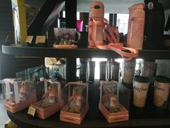 -星巴克臻选(惠州华贸天地1楼店)