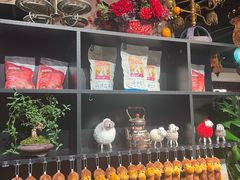 -耶里夏丽·丝路新疆菜·清真食品(徐汇南丹东路臻选店)