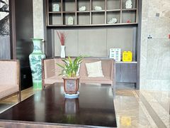 -铂逸梦秦酒店(横店梦幻谷店)