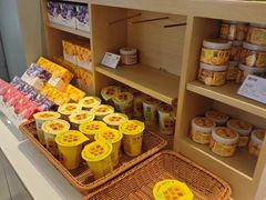 -奈雪的茶(鄞州万达店)