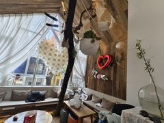 -春树下·树屋花房西餐厅(罍街AS1980店)