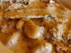 土豆面配香肠蓝乳酪酱-La Tavernetta(Bar à Vin)(乌鲁木齐路店)