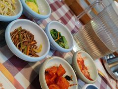 -益百岁牛尾汤(香山路店)