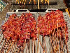 -金马门国际美食百汇(珞喻路店)