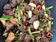 -牛八宝桂林米粉(八里庄店)