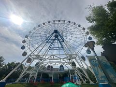 -蓝精灵乐园·世茂精灵之城主题乐园