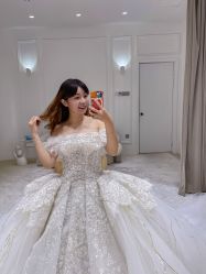 点击看大图 -Renee芮亦婚纱