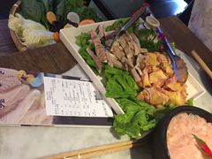 -尚尚仙·酸汤猪手·猪肚鸡火锅(华联万柳购物中心店)