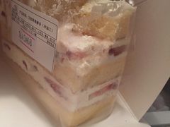 -花花卷卷·鲜食蛋糕(静安久光百货店)