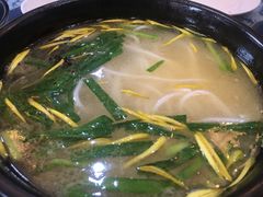 -桥香园过桥米线(国贸店)