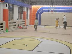 -悦动体能篮球羽毛球网球(三里河店)