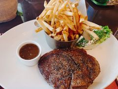 -db Bistro & Oyster Bar by Daniel Boulud(滨海湾金沙店)