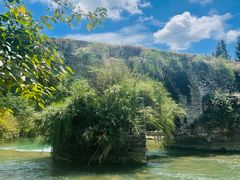 -高荡千年布依古寨旅游景区