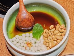 -吃饭皇帝大土家民族菜(荟聚店)