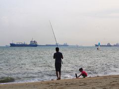 -东海岸人工湖美食村