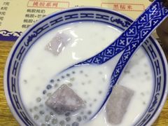 -黄氏许牛奶甜品(台山石花广场店)