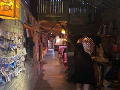-藏地尼西黑陶餐馆.藏餐.酒馆
