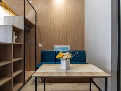 -魔方公寓(碧云国际店)