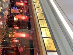 -野山舂·贵州现舂酸汤火锅(鸿通城店)