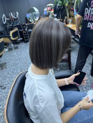 点击看大图 -藤野造型专业烫染接发