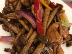 -锦粤宫·融合粤菜(上海金沙江店)