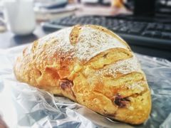 招牌三角芝士面包-Juicy Bakery(大学路店)