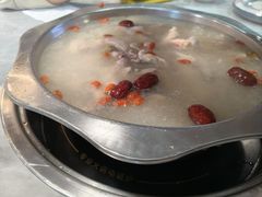 -光头药膳鸡(莱茵小镇店)