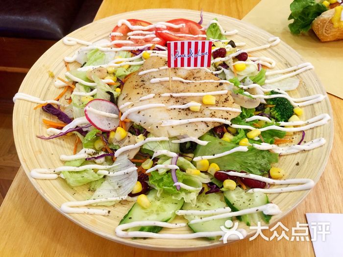 深海龙利鱼沙拉