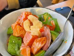 牛油果三文鱼套餐-沼津港渔市(宏伊国际广场店)