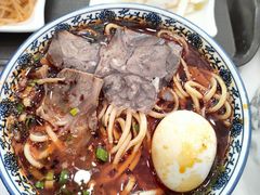 -伊穆祥牛肉面总店·清真