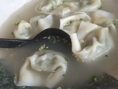 菜肉大馄饨-龙汇酒家(沪闵路店)