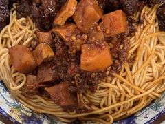 红烧牛肉面-旺泉餐饮店·清真牛肉面馆