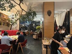 -樾餐厅泰式海鲜火锅(民歌湖店)