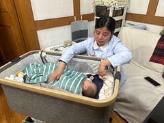 -上海雏渐肥月嫂