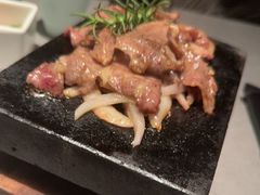 -左庭右院鲜牛肉火锅黑金店(陆家嘴中心店)