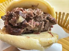 -闫家驴肉老店(华电一校店)