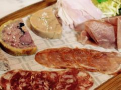 -db Bistro & Oyster Bar by Daniel Boulud(滨海湾金沙店)