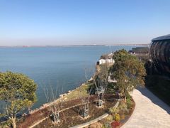 -上海滴水湖皇冠假日酒店