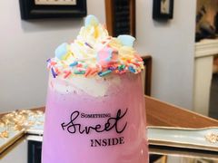 草莓朱古力奶-柯斗斗主题餐厅·狗咖·围炉煮茶·茶饮(国瑞升平里店)