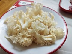 -毛辣果·贵州红酸汤牛肉火锅(西单店)