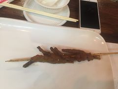 -亮亮烧烤(万松园店)