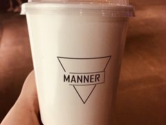 热巧克力-Manner Coffee(芮欧百货店)
