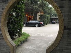 -周老三跷脚牛肉·全牛火锅(非遗传承店)