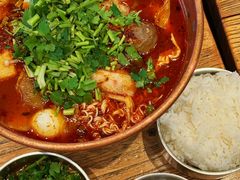 -成都你六姐·牛肉冒菜(上海环宇荟店)