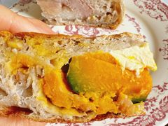 贝贝南瓜芝士香蒜鸡-PAOPAO Bakery&Café(港汇店)