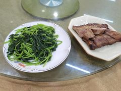 -正宗鸡饭粤香酒家(朱村店)