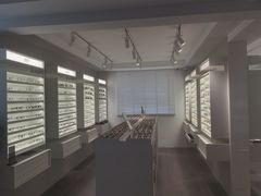 -目艮眼镜SHOWROOM(品牌集合店)