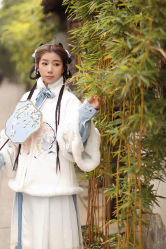 -一揽芳华汉服旗袍体验馆(拙政园店)