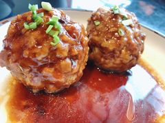 鸭黄狮子头-梅飞酒家(桑园路店)