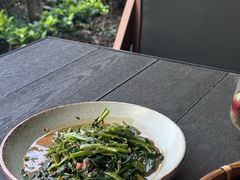 水豆豉炒空心菜-Ameigo梅果·云贵川bistro(长宁来福士店)